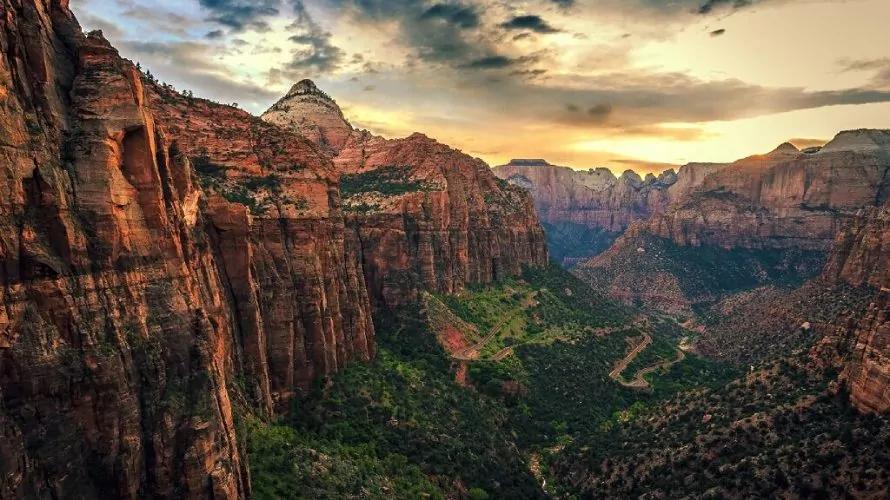 Zion Canyon Overlook Trail